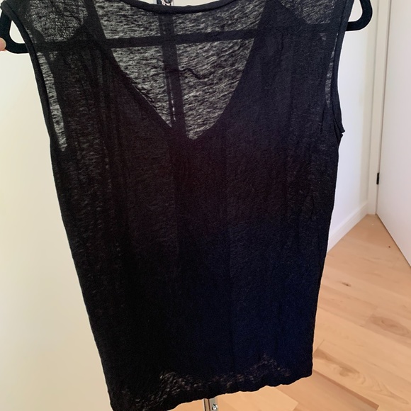 Aritzia Babaton with silk Black Shirt - Picture 2 of 2